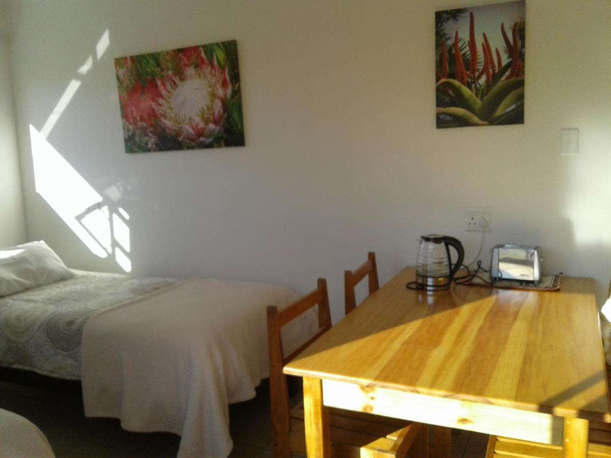 Come Home In Oudtshoorn Self-Catering Units المظهر الخارجي الصورة