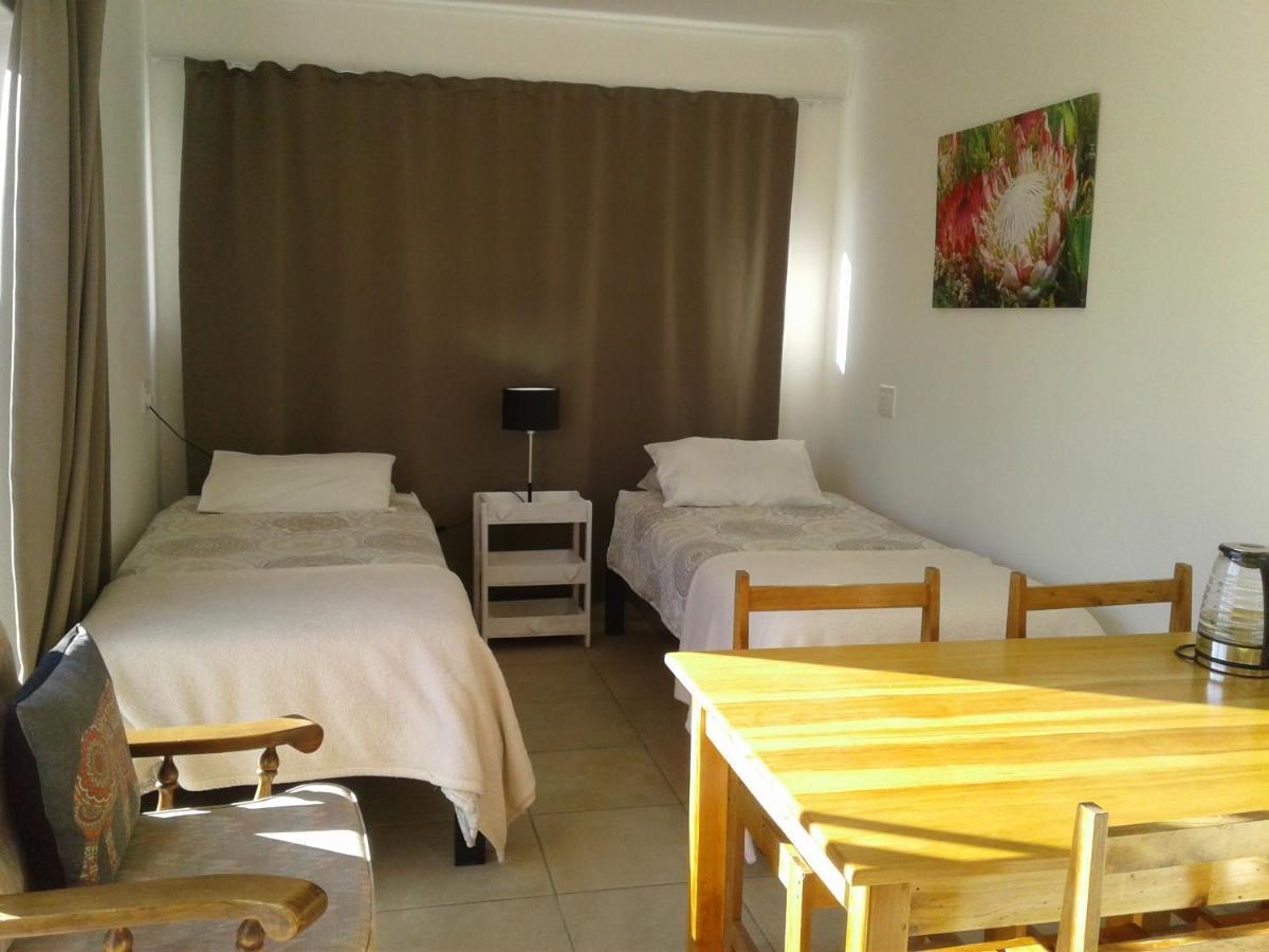 Come Home In Oudtshoorn Self-Catering Units المظهر الخارجي الصورة