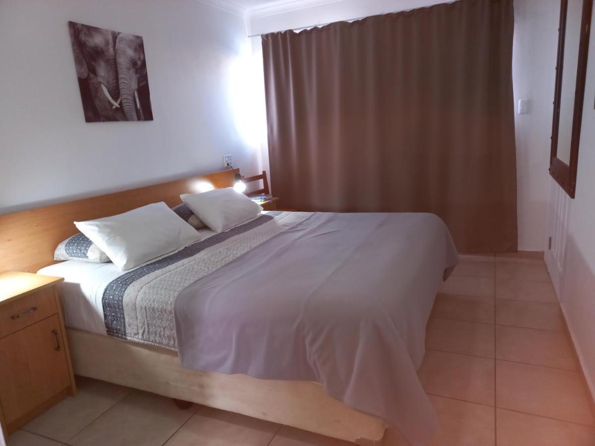 Come Home In Oudtshoorn Self-Catering Units المظهر الخارجي الصورة