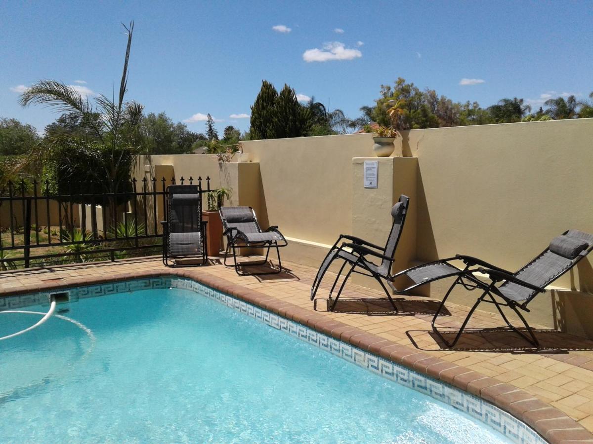 Come Home In Oudtshoorn Self-Catering Units المظهر الخارجي الصورة